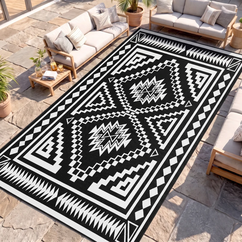 Outsunny Reversible Outdoor Rug, Waterproof Plastic Straw with Carry Bag, 9' x 18', Black & White Square Patchwork