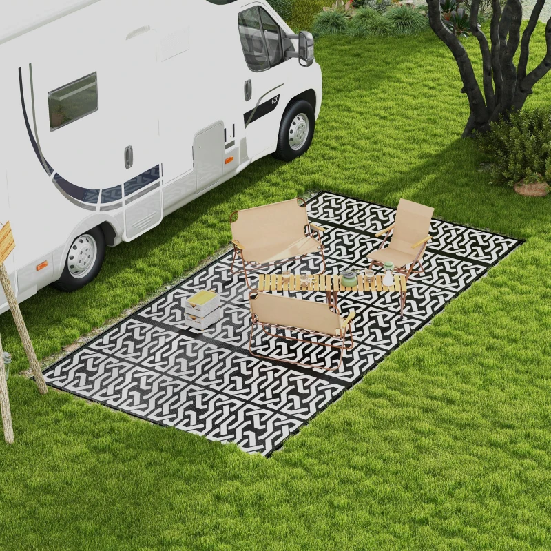 Outsunny Reversible Outdoor Rug Waterproof Plastic Straw RV Rug with Carry Bag, 9' x 18', Black and White Chain