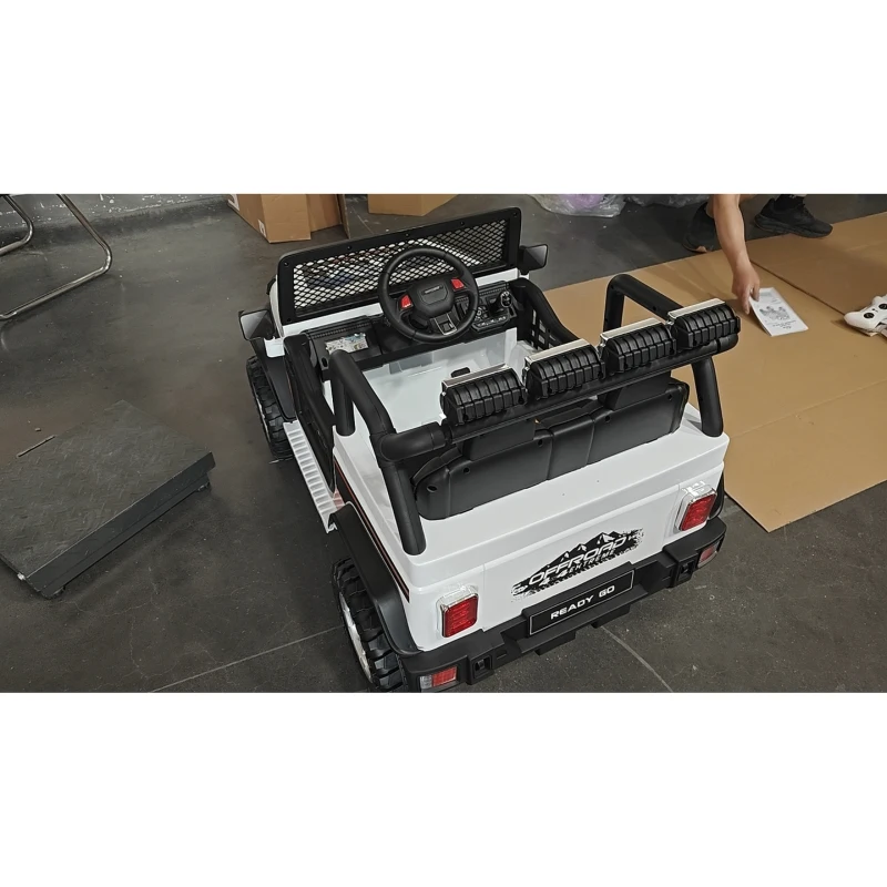 Qaba 12V 2-Seater Ride on Truck Car with Dual Motors, Remote, Soft Start, 4-Wheel Suspension, Lights, Music, USB, Horn, White
