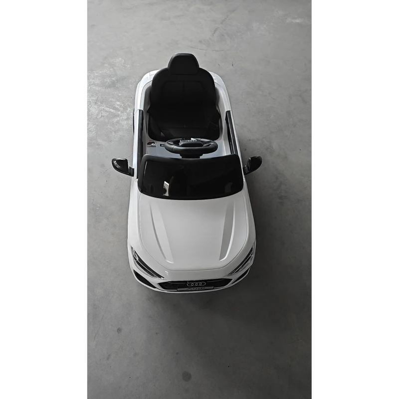 Qaba Audi A5L Licensed Electric Ride on Car for Kids with Remote Control Dual Motors 4-Wheel Suspension Music for 3-6, White