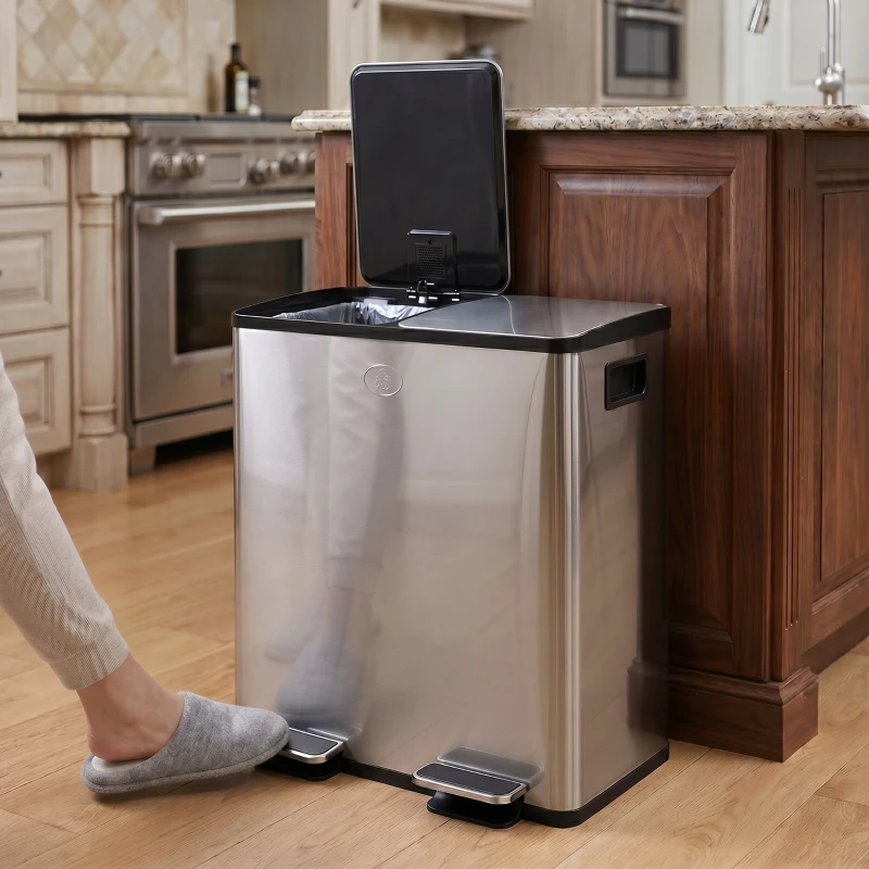 HOMCOM Garbage Bin, Soft-Close Trash Can with Foot Pedal, 2x5 Gal (2x20 L) Garbage Can with Removable Inner Buckets, Silver