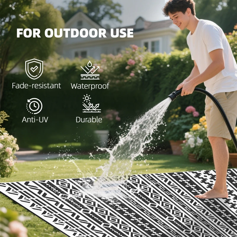 Outsunny Reversible Outdoor Rug, Waterproof Plastic Straw with Carry Bag, 9' x 18', Black & White Geometric Wall