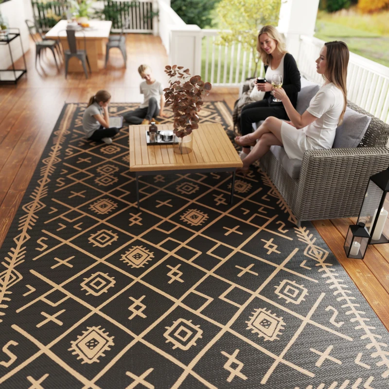 Outsunny Reversible Outdoor Rug, Waterproof Plastic Straw with Carry Bag, 9' x 18', Black & Brown Rhombus