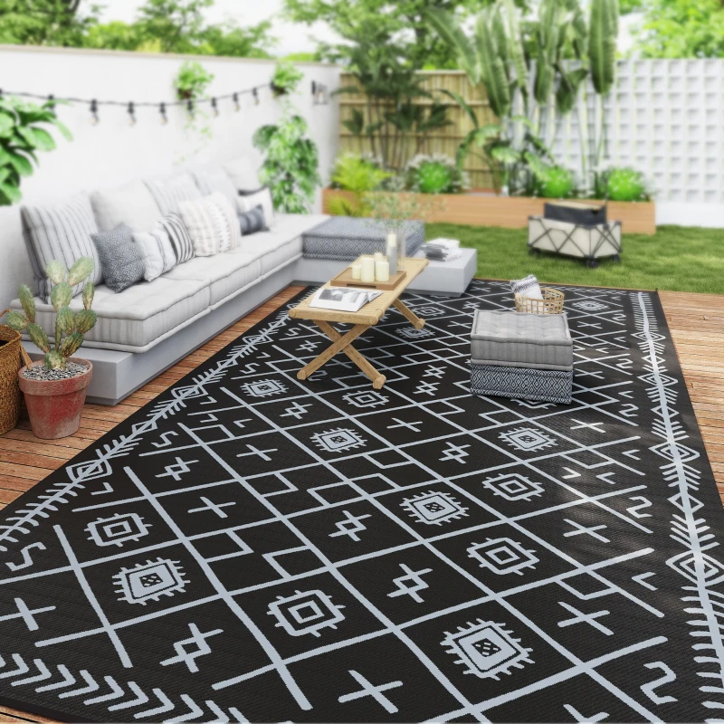 Outsunny Reversible Outdoor Rug, Waterproof Plastic Straw with Carry Bag, 9' x 18', Black & Gray Rhombus