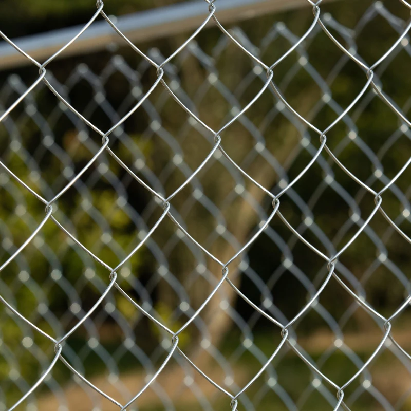 PawHut Dog Kennel Outdoor Galvanized Chain Link Fence Heavy Duty Pet Run House Chicken Coop with Secure Lock Mesh Sidewalls for Backyard Garden Silver, 15' L x 15' W x 5.9' H