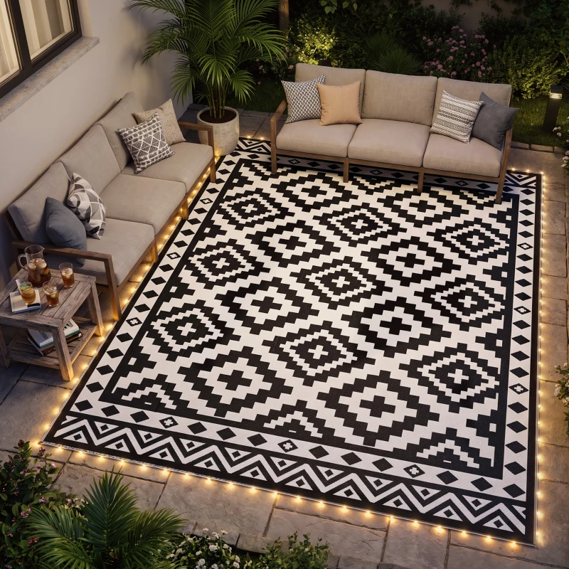 Outsunny Outdoor Rug Carpet Reversible Plastic Straw Rug with LED Lights Black and White 12' x 9' for Patio