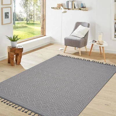 Naar 5x7 Geometric Indoor Outdoor Stain-Resistant Area Rug with Medium Pile Height, White