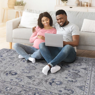 Naar 6x9 Stain-Resistant Soft Area Rug with Cotton Backing, Grey+Blue
