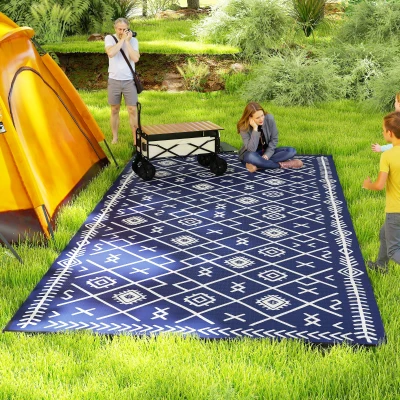 Outdoor Rug 215.7" x 107.9" x 0.12" Blue and White Rhombus