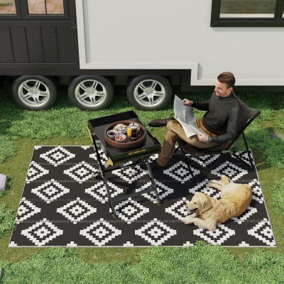 Outsunny Reversible Outdoor RV Rug, Patio Floor Mat, 6' x 9' Plastic Straw Rug for Backyard, Deck, Beach, Camping, Black & White