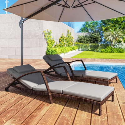 Outsunny Set of 2 Wicker Chaise Lounge Chair Outdoor Patio Lounger with 5 Adjustable Back, Wheels, Cushion and Armrests, Grey