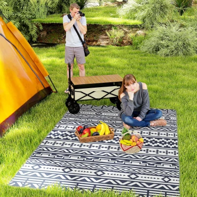 Outdoor Rug 71.7" x 107.9" x 0.12" Blue and White Geometric Wall