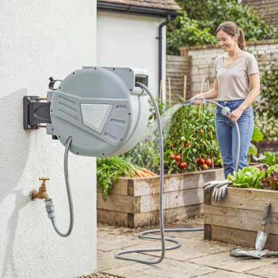 Outsunny Retractable Garden Hose Reel, 1/2" x 98ft Wall Mounted Hose Reel with Auto Retraction, Self-Locking, Grey