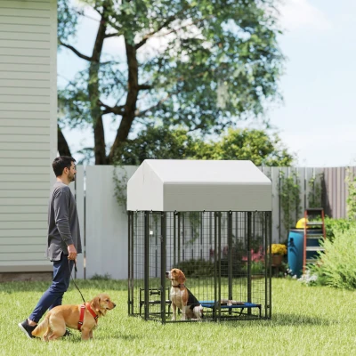 PawHut 4'x4'x6' Outdoor Dog Kennel, Heavy Duty Roof & Lock