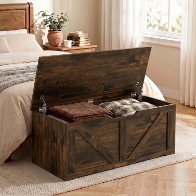 HOMCOM 39.4 Inches Storage Chest, Storage Trunk with 2 Safety Hinges for Living Room, Rustic Brown
