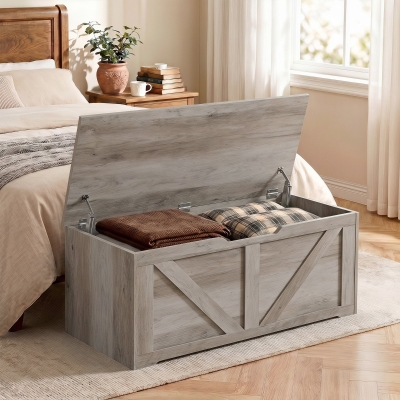 HOMCOM 39.4 Inches Storage Chest, Storage Trunk with 2 Safety Hinges for Living Room, Grey Wood Grain