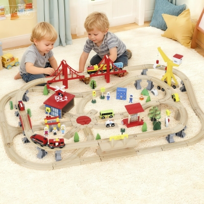 Qaba 133 Pcs Wooden Train Set with Track, Battery Towered Train, Crane, Bridge & Accessories, for Kids 3+ Years Old