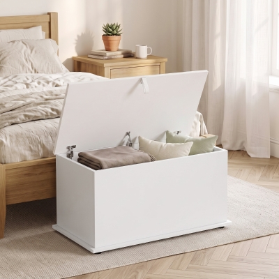HOMCOM 31.5" Lift Top Storage Chest with Safety Hinge, Storage Box Organizer with Flip-Top Lid for Bedroom, White