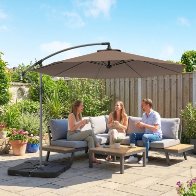Outsunny 9.6ft Offset Patio Umbrella Garden Hanging Parasol Banana Cantilever Umbrella with Base, Crank, Coffee