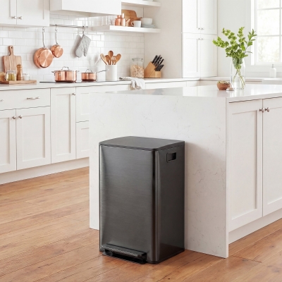 HOMCOM 2 x 30L / 7.9 Gallon Dual Trash Can with Removable Inner Buckets and Handles for Kitchen, Office, High-Gloss Black