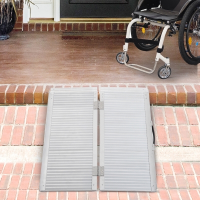 HOMCOM 3ft Textured Aluminum Folding Wheelchair Ramp, Portable Threshold Ramp, for Scooter Steps Home Stairs Doorways