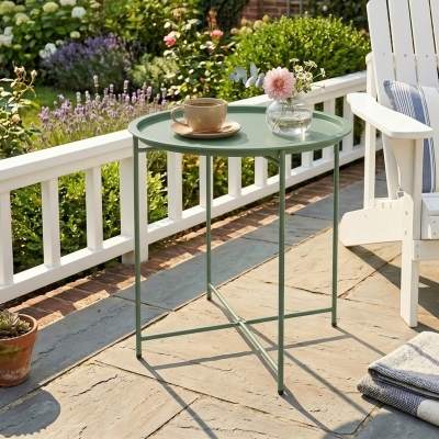 Outsunny 18" Outdoor Side Table with Removable Tray and Folding Legs, Indoor Outdoor for Balcony, Porch, Green