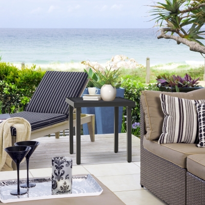 Outsunny Outdoor Side Table, Patio End Table with Umbrella Hole, Small Coffee Table with Steel Frame for Balcony, Black