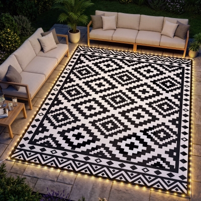 Outsunny Outdoor Rug Carpet Reversible Plastic Straw Rug with LED Lights 12' x 9'