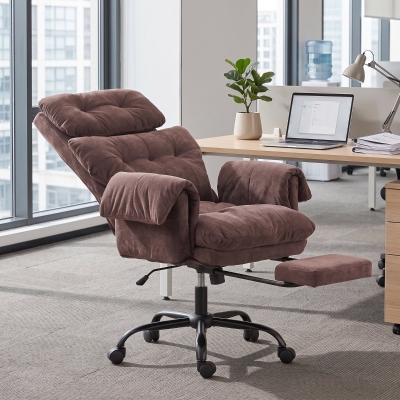 HOMCOM Reclining Executive Computer Desk Chair, Ergonomic Office Chair with Footrest and Thickly Padded, Coffee