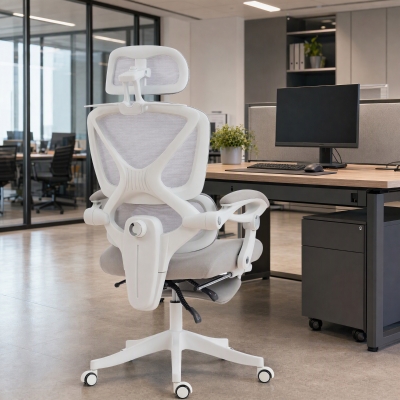 HOMCOM Mesh Desk Chair with Adjustable Headrest, Reclining Ergonomic Office Chair with Footrest, Light Grey