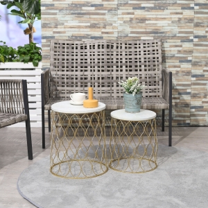 Outsunny Set of 2 Patio Round Nesting Coffee Table Set, Outdoor Stacking End Side Table with Metal Frame for Garden, Balcony, Backyard, Gold