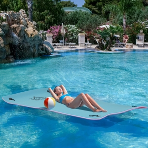 HOMCOM 10x5ft Floating Water Mat Floating Lily Pad Water Carpet Foam Aqua Mat Water Recreation and Relaxing in Pool Beach Lake