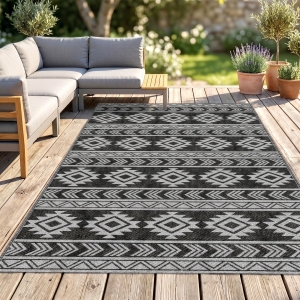 Outsunny Reversible Outdoor RV Rug, Patio Floor Mat, 6' x 9' Plastic Straw Rug for Backyard, Deck, Beach, Camping, Black & Grey