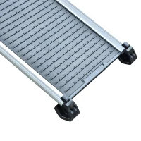 PawHut 28" - 62.5" Telescoping Dog & Pet Ramp with Lightweight Aluminum Design & Anti-Skid Surface for Elderly Pets(m-10)