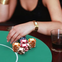 Soozier 71" x 36" Rubber 8 Player Oval Non-Slip Poker Table Top Mat with Carry Bag(m-5)