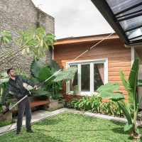 Outsunny Pressure Washer Extension Wand, 18ft High Power Telescoping Pressure Washer Wand with 3/8 Inch Quick Connection, 2 Spray Nozzle Tips, 2 Wand Pivoting Couplers, Support Belt, 4000 PSI(m-2)