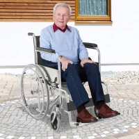 HOMCOM Folding Commode Mobile Toilet Aluminium Alloy Wheelchair with Detachable Bucket for Bedside/Bathroom(m-2)