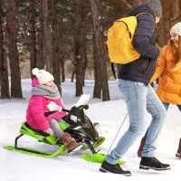 Outsunny Kids Snow Racer Sled, Ski Sled Slider Board, Snowmobile, with Foot Break, Auto Pull Rope, for Downhill and Uphill, Age 5 & up, Gift for Boys & Girls, Green(m-1)