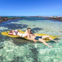 HOMCOM 10' x 5' Roll-Up Pool Float Pad for Lakes, Oceans, & Pools, Water Mat for Playing, Relaxing & Recreation, Yellow(m-1)