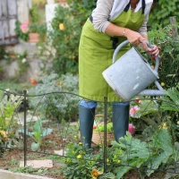 Outsunny 5PCs Outdoor Garden Fence Panels, Metal Wire Landscape Flower Bed Border Edging Animal Barrier, 24" x 10', Black(m-1)
