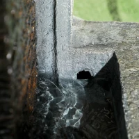 Outsunny 5-Tiered Cascading Bowls Outdoor Water Fountain with LED Lights, Adjustable Flow, 43.3-inch Resin Waterfall Fountain(m-9)