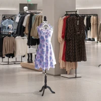 HOMCOM Adjustable Female Dress Form Fashion Mannequin Torso Clothes Display Dressmaker Stand with Base(m-8)