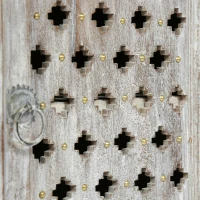 Wooden Nightstand with Drawer and Door, Handcrafted Boho Design, Durable Mango Wood Frame, 17.50"W x 14.00"D x 24.00"H, White(m-6)