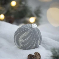 Set of 6 Glass Christmas Ball Ornaments, Decorative Hanging Holiday Tree Decorations, D4" Each, Silver(m-1)