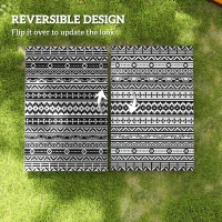 Outsunny Reversible Outdoor Rug, Waterproof Plastic Straw with Carry Bag, 6' x 9', Black & White Geometric Wall(m-7)