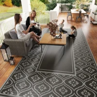 Outsunny Reversible Outdoor Rug, Waterproof Plastic Straw with Carry Bag, 9' x 18', Black & Gray Gourd Border(m-9)