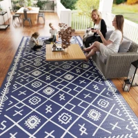 Outsunny Reversible Outdoor Rug, Waterproof Plastic Straw with Carry Bag, 9' x 18', Blue & White Rhombus(m-9)