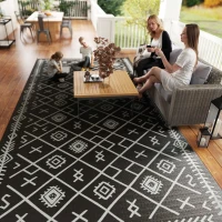 Outsunny Reversible Outdoor Rug, Waterproof Plastic Straw with Carry Bag, 9' x 18', Black & Gray Rhombus(m-9)