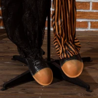 Outsunny 67" Life Size Outdoor Halloween Decorations Talking Circus Clown, Animatronic Animated Prop, Decor with Sound and Motion Activated Light Up Eyes, Laughter(m-8)