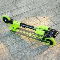 Aosom Aluminum Kids Kick Scooter Foldable Teens Ride On Toy with Adjustable Handlebar Rear Brake, Green(m-9)